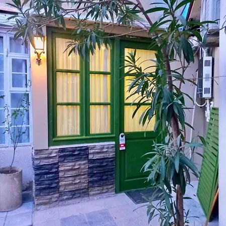 Old Town Mtatsminda Hotel Tbilisi Exterior photo