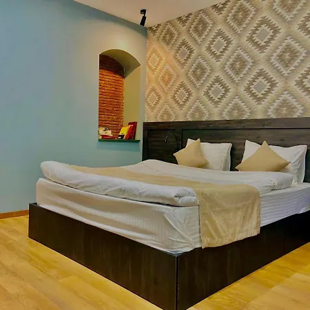 Old Town Mtatsminda Hotel Tbilisi Exterior photo